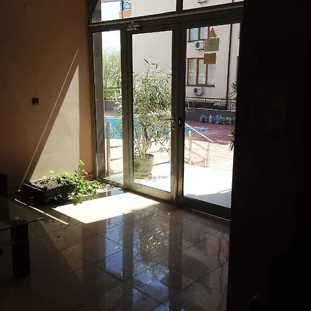 Apartment Complex Cacao